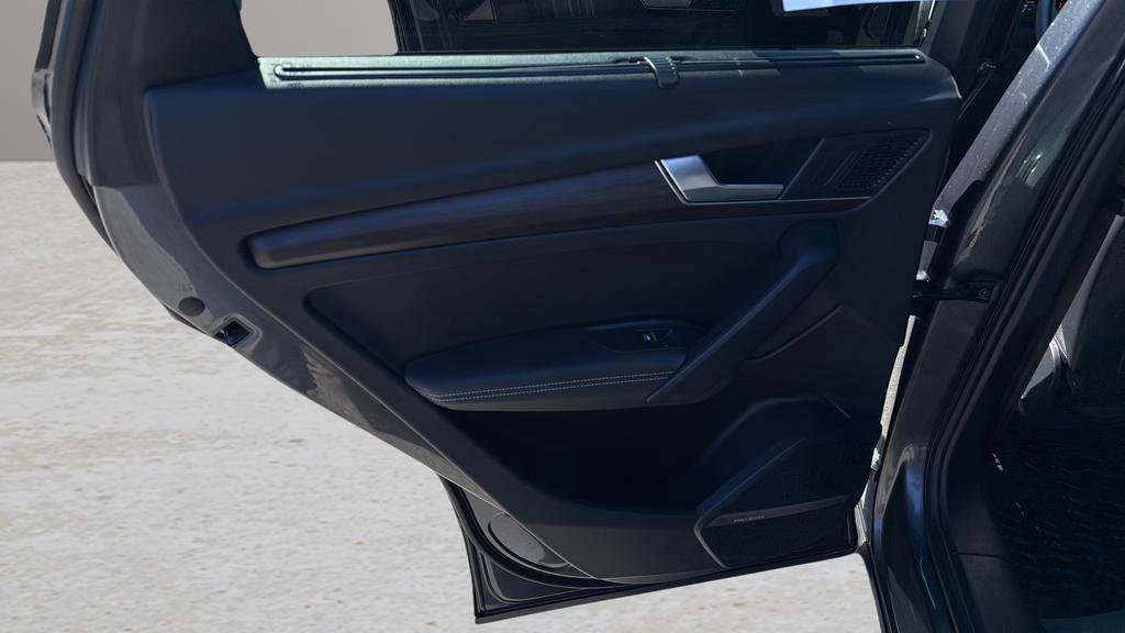 Used 2022 Audi Q5 2.0T Prestige w/ Prestige Package image 14