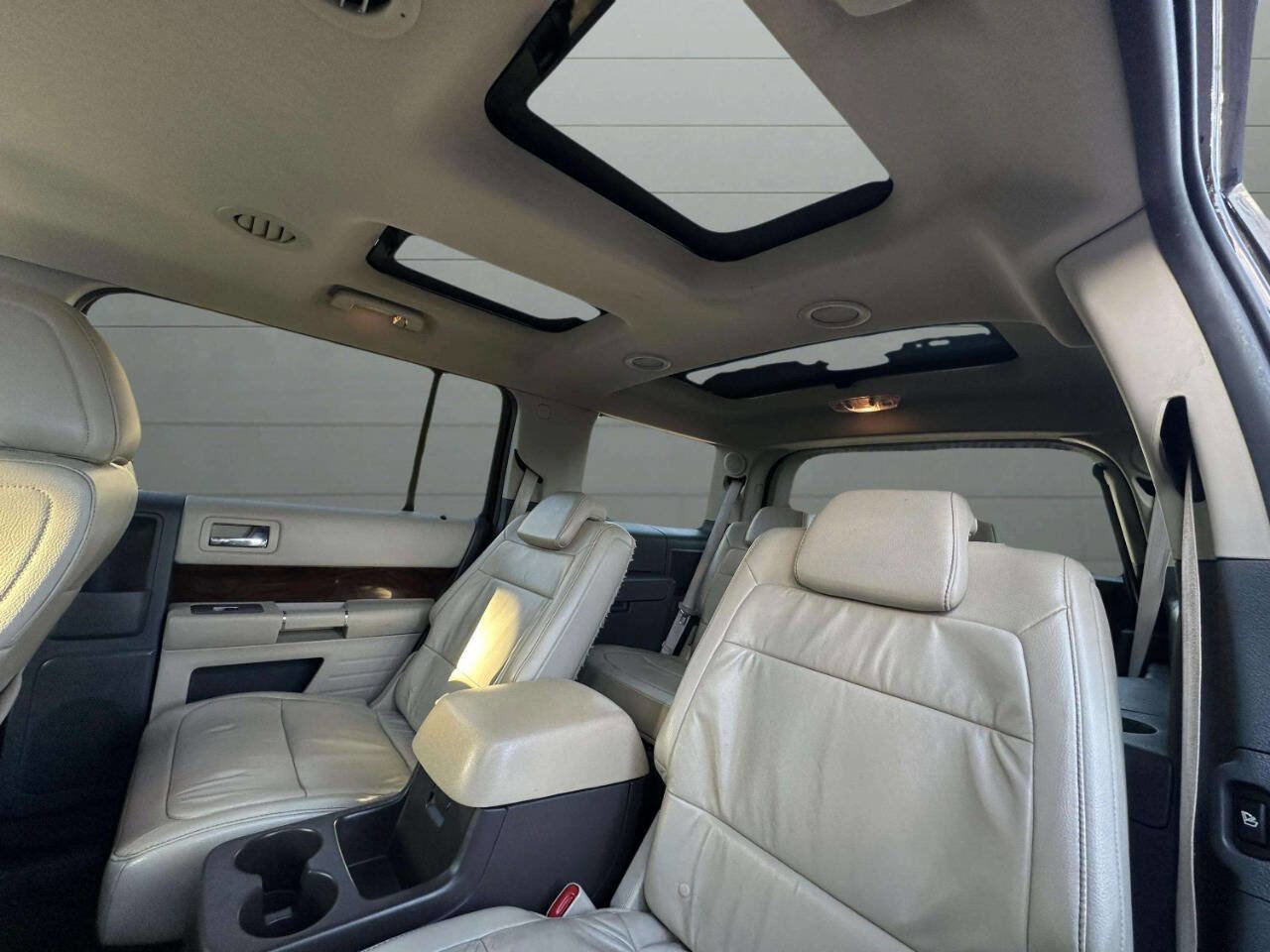 Used 2009 Ford Flex SEL image 28