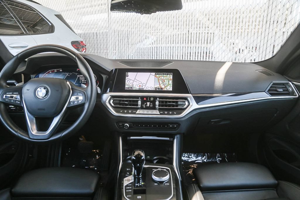 Used 2023 BMW 430i Coupe w/ Convenience Package RWD image 9