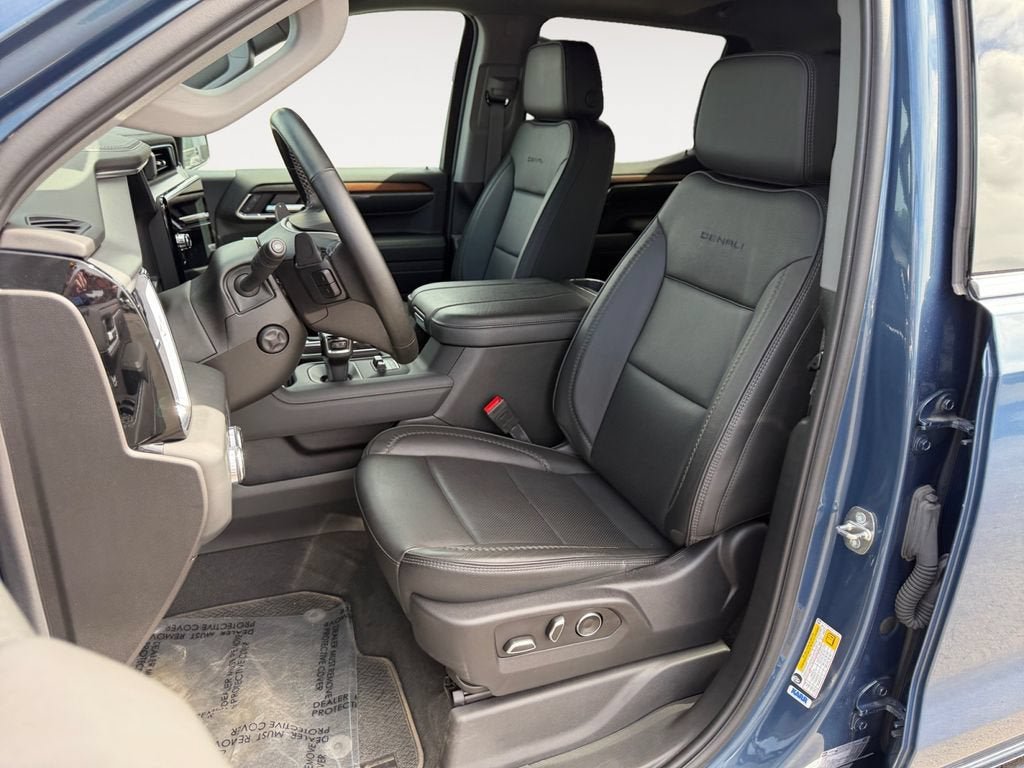 Used 2024 GMC Sierra 1500 Denali AWD/4WD image 6