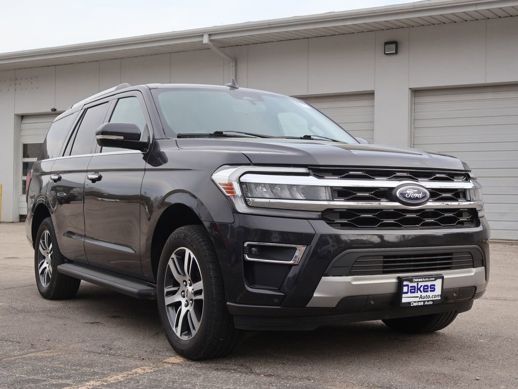 Used 2024 Ford Expedition Limited AWD/4WD image 1