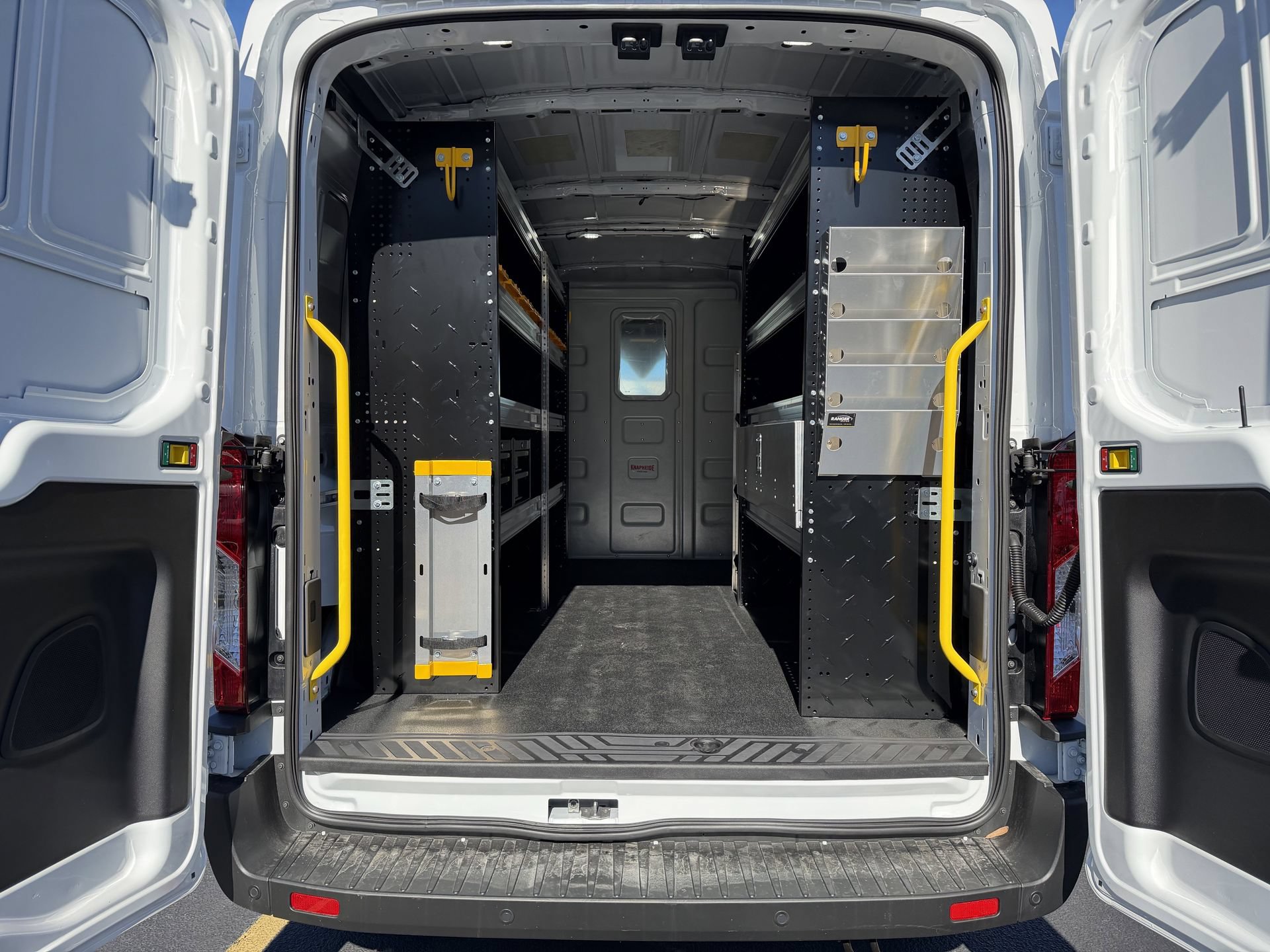 New 2026 Ford Transit 250 148 Medium Roof w/ HVAC Trade Package RWD image 25