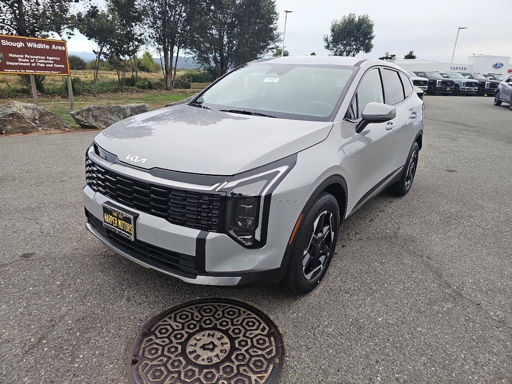 New 2026 Kia Sportage S image 1