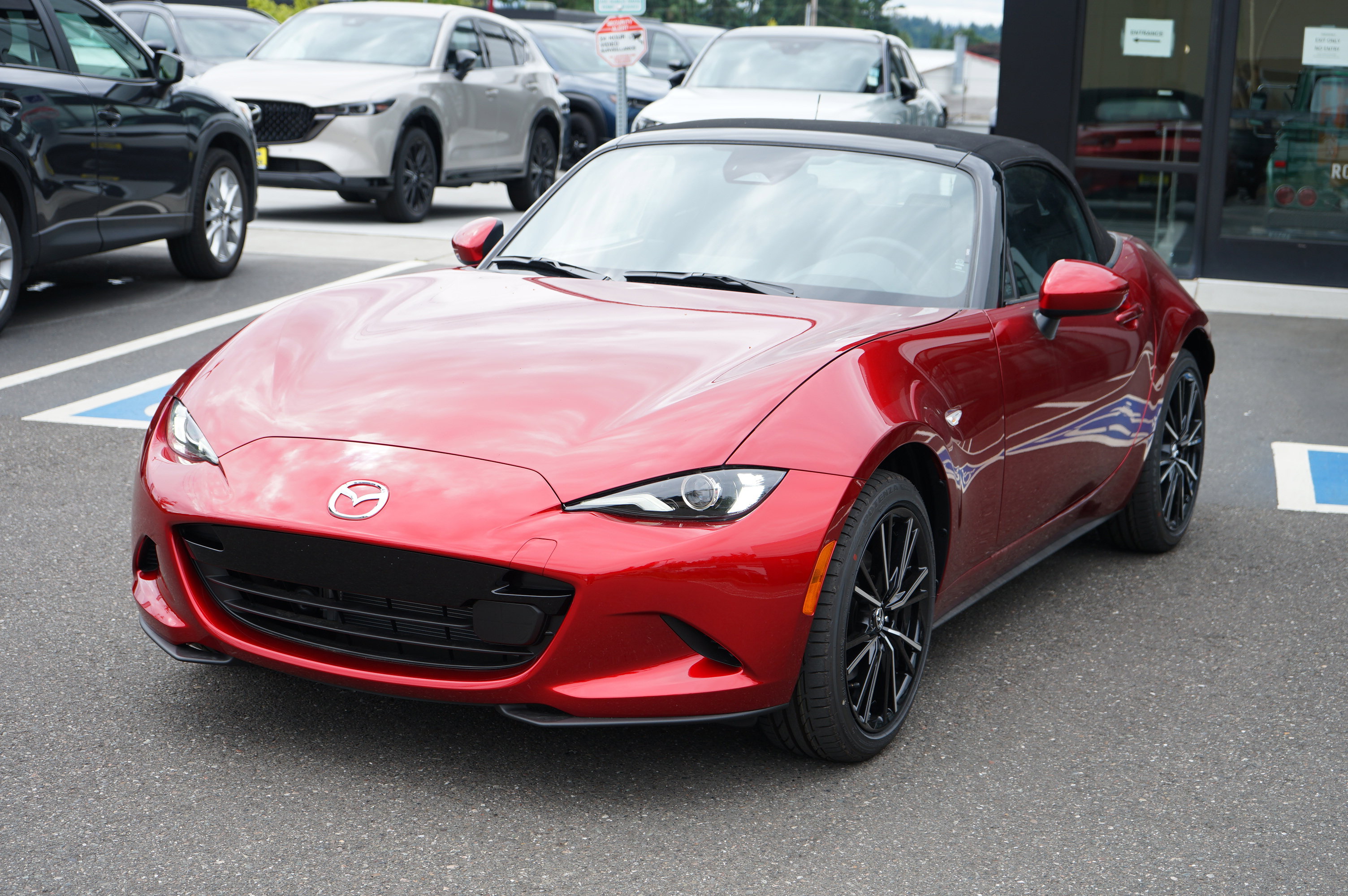 New 2025 MAZDA MX-5 Miata Grand Touring w/ Weather Package image 6