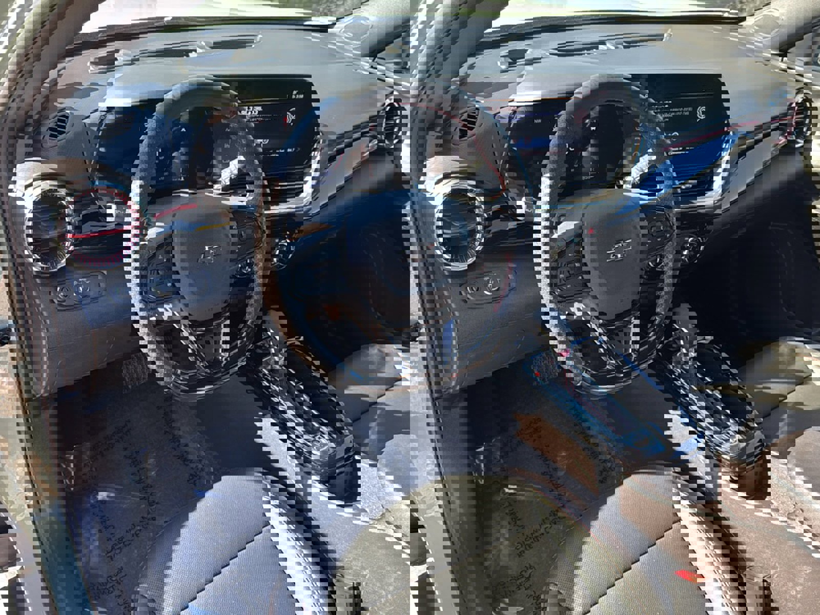 Used 2024 Chevrolet Trax RS w/ Driver Confidence Package image 10