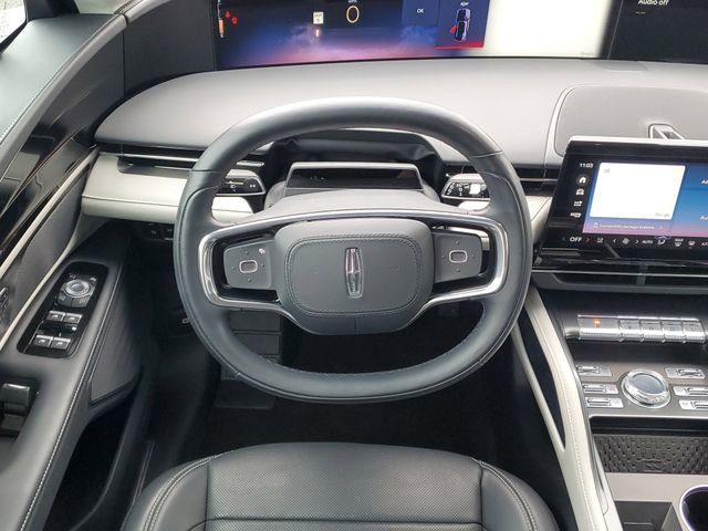 Certified 2024 Lincoln Nautilus Premier AWD/4WD image 27