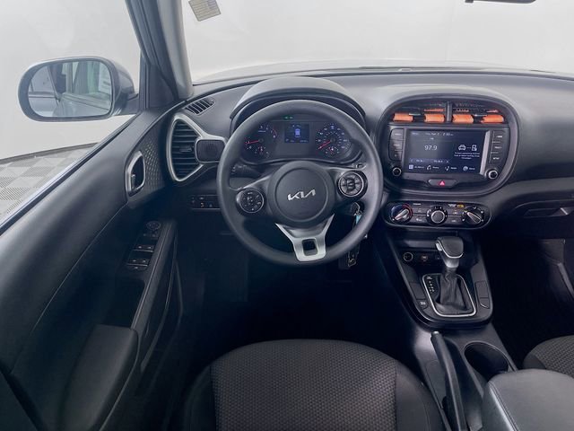 Used 2022 Kia Soul LX w/ Technology Package image 21