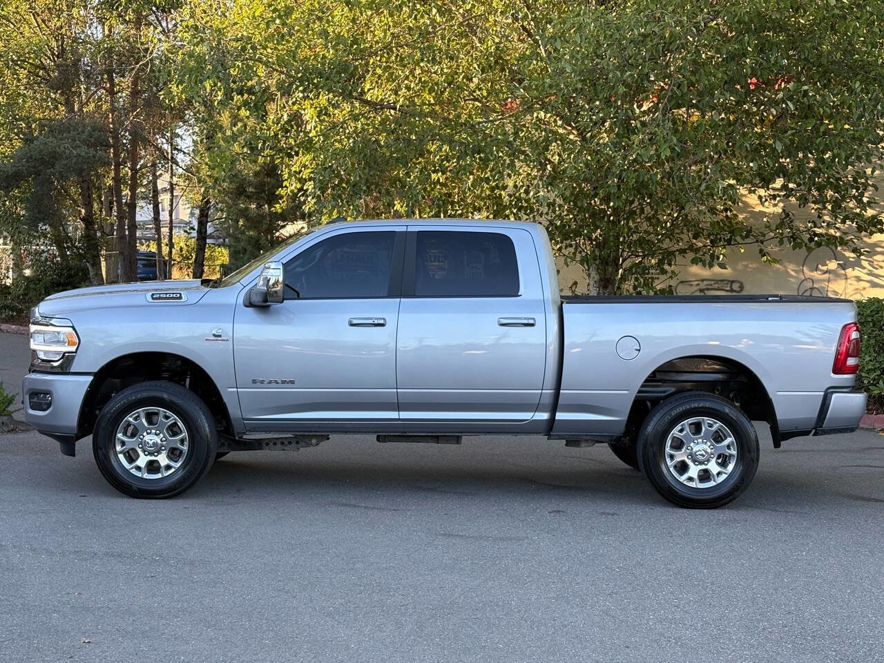 Used 2024 RAM 2500 Laramie image 4