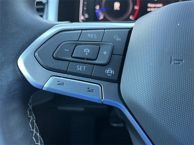 Used 2022 Volkswagen Atlas Cross Sport SE image 31