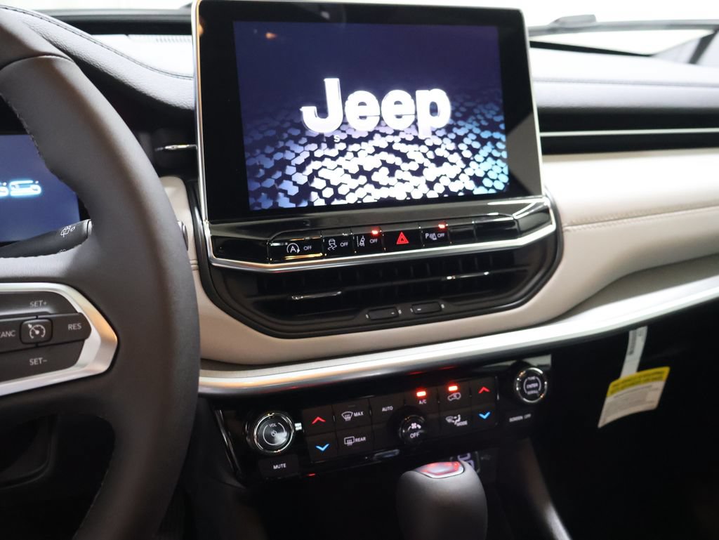 New 2026 Jeep Compass Limited AWD/4WD image 21