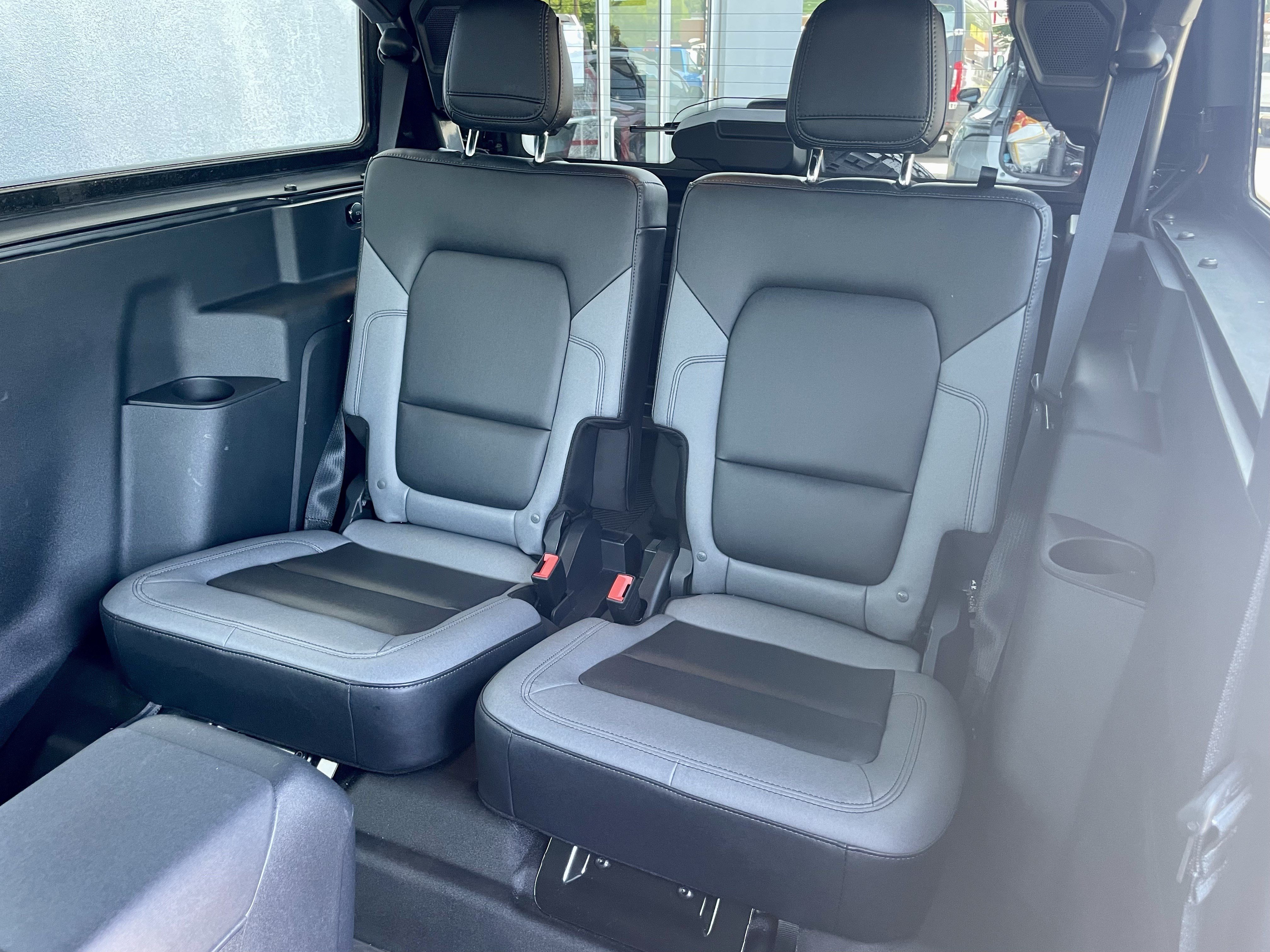 Used 2024 Ford Bronco Black Diamond AWD/4WD image 27
