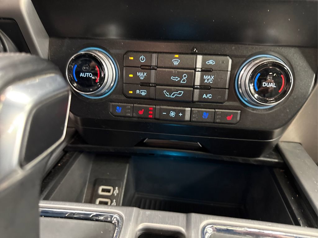 Used 2019 Ford F150 Platinum w/ Equipment Group 701A Luxury image 37