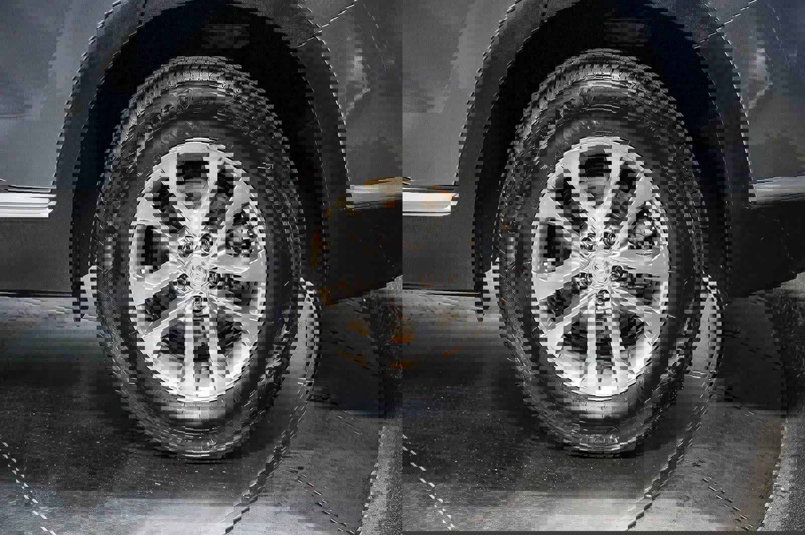 Used 2019 Hyundai Santa Fe SE FWD image 10