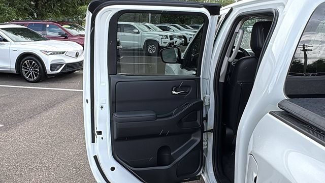 Certified 2024 Nissan Frontier SL w/ Technology Package AWD/4WD image 21