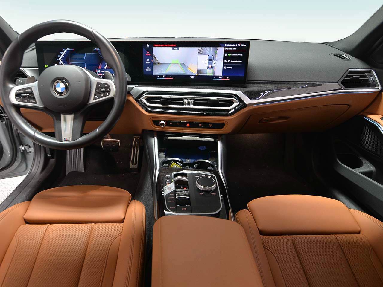 Used 2024 BMW 330i Sedan w/ M Sport Package RWD image 13