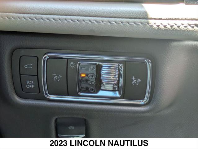 Certified 2023 Lincoln Nautilus Reserve w/ Equipment Group 201A FWD image 19