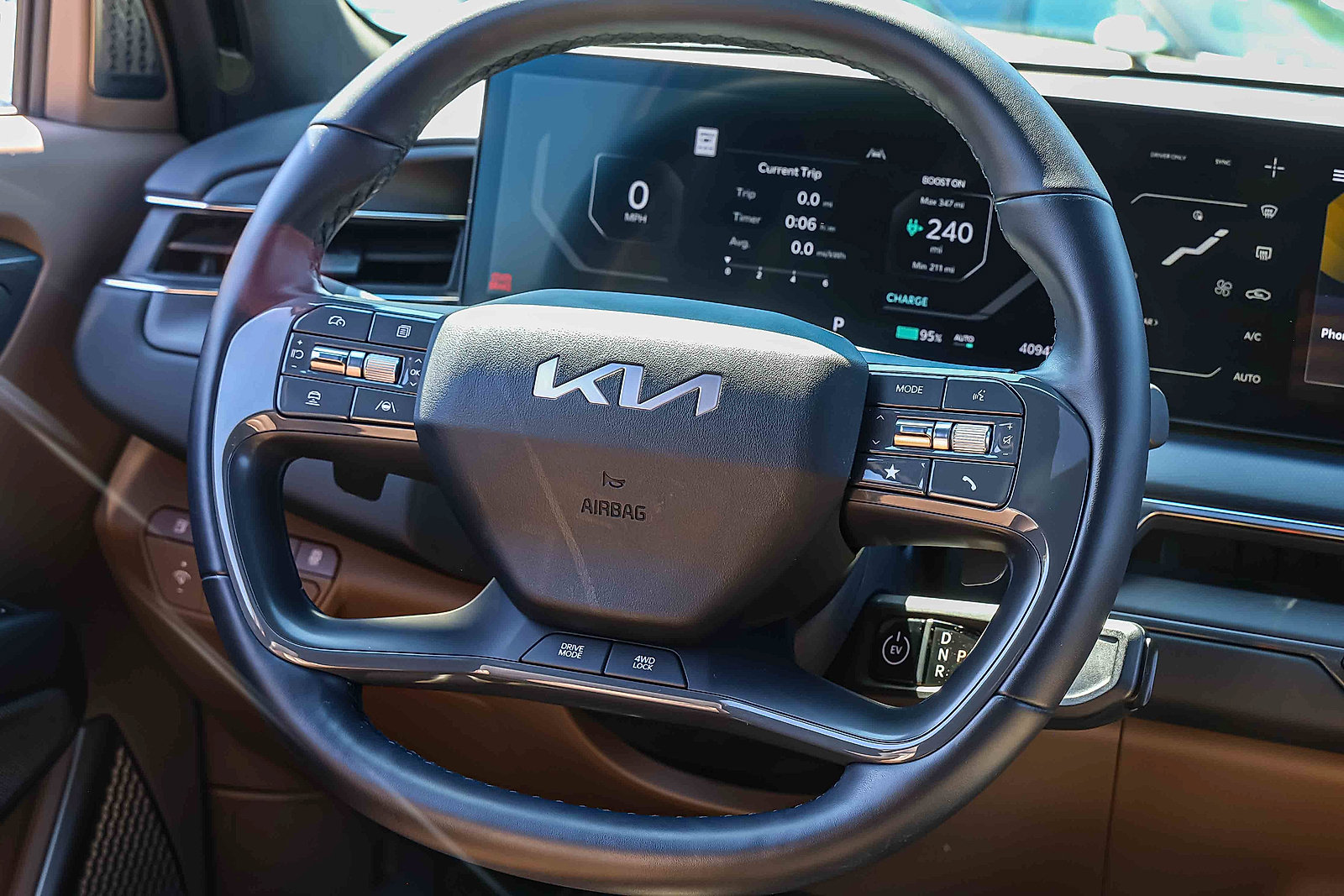 Certified 2024 Kia EV9 GT-Line AWD/4WD image 13