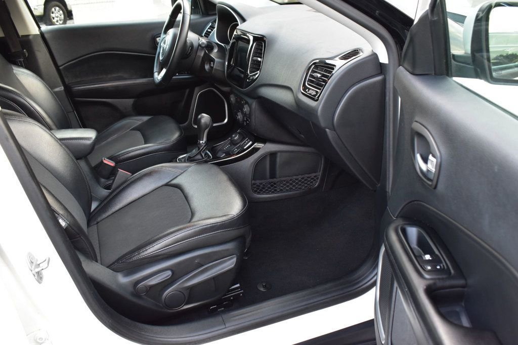 Used 2019 Jeep Compass Latitude image 18