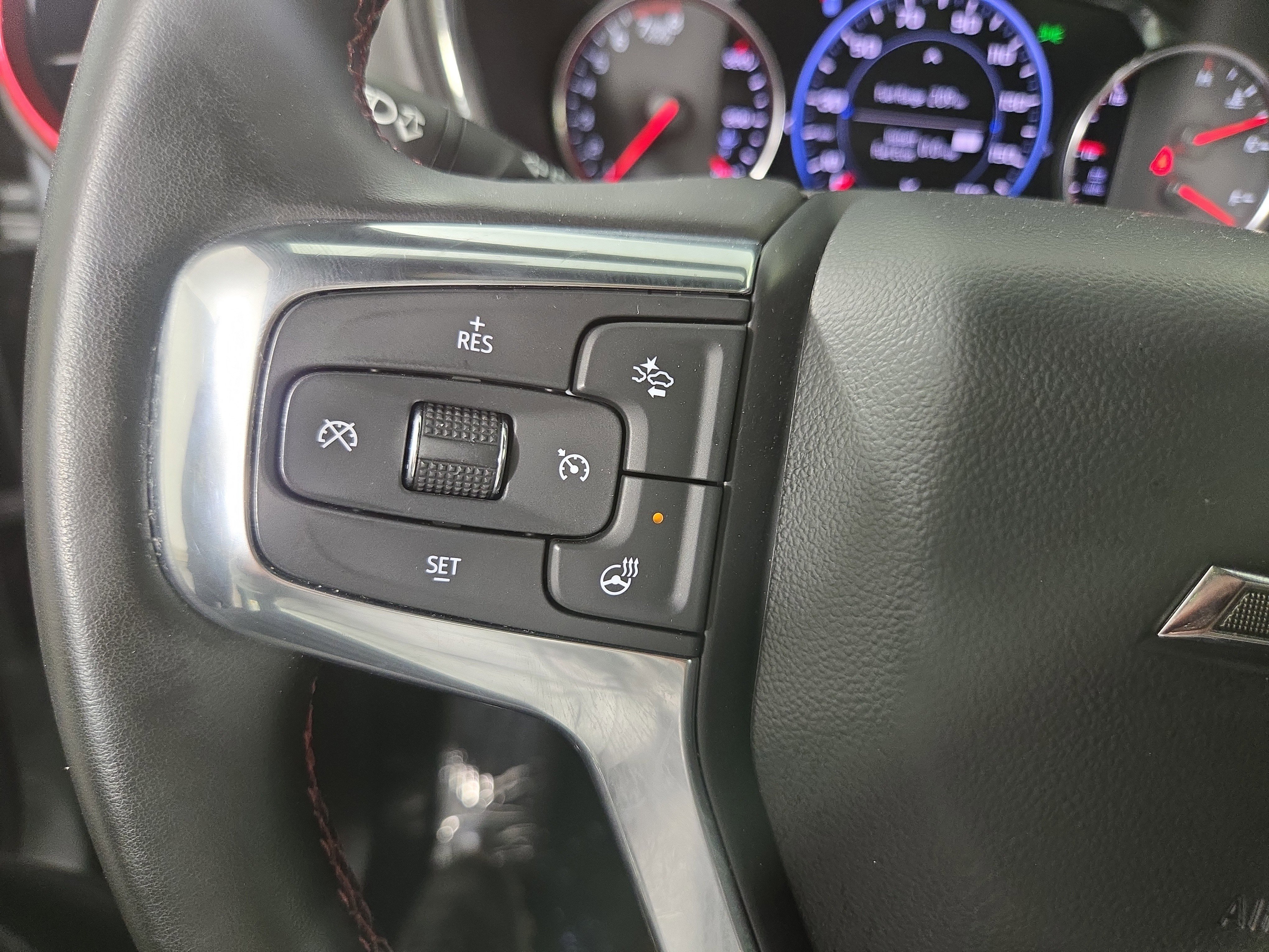 Certified 2023 Chevrolet Blazer RS w/ Driver Confidence II Package image 15