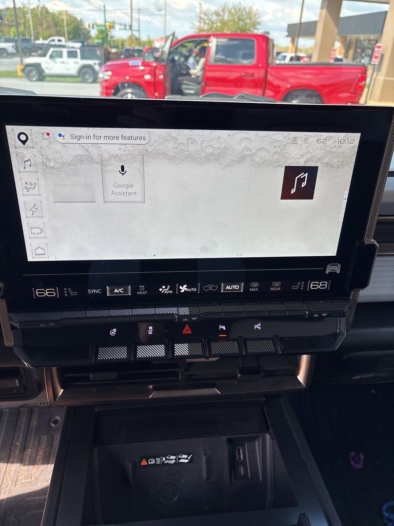 Used 2024 GMC Hummer EV 2X AWD/4WD image 11