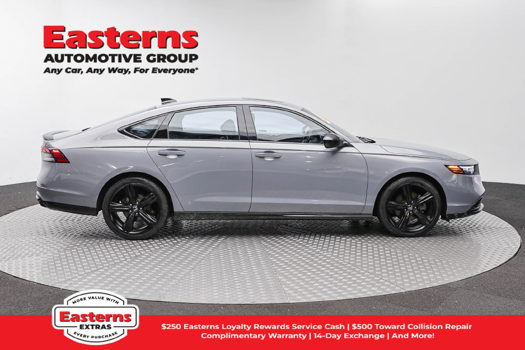 Used 2024 Honda Accord Sport image 5