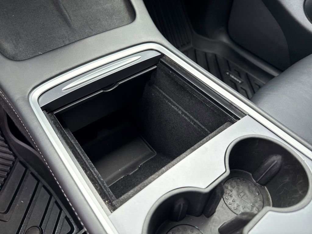 Used 2022 Tesla Model Y Performance image 26