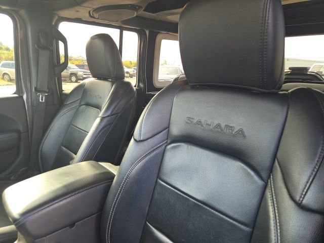 Used 2019 Jeep Wrangler Unlimited Sahara image 17