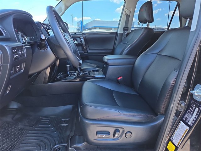 Used 2020 Toyota 4Runner Venture image 10