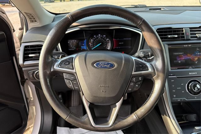 Used 2014 Ford Fusion Titanium FWD image 14