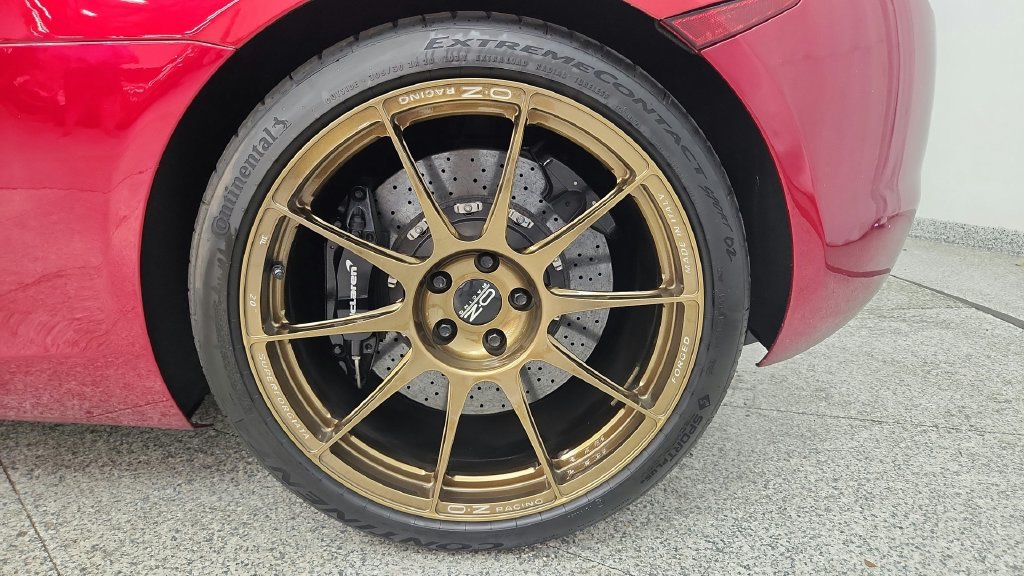 Used 2012 McLaren MP4-12C Coupe RWD image 15