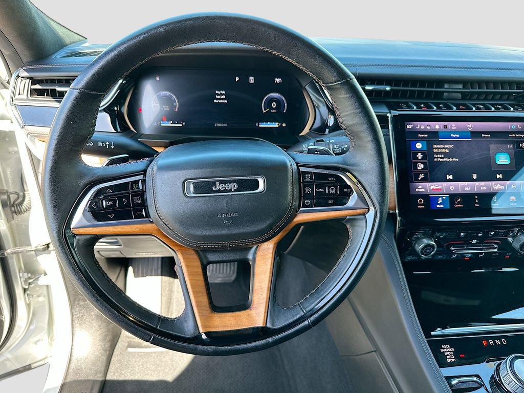 Used 2023 Jeep Grand Cherokee Summit image 15