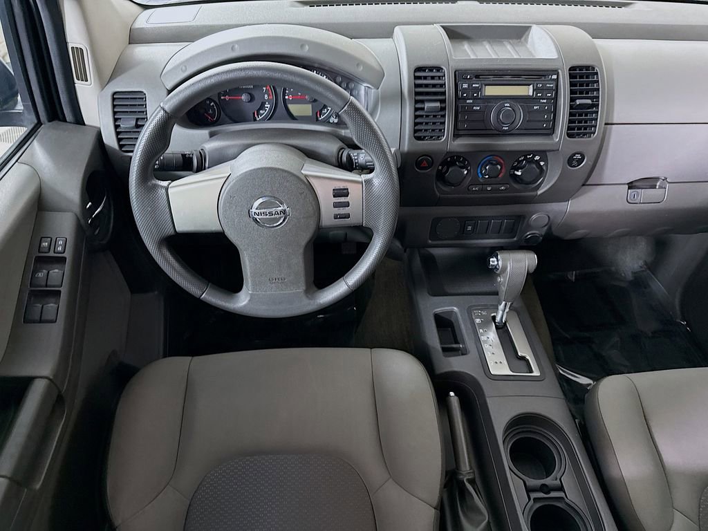 Used 2010 Nissan Xterra X RWD image 3