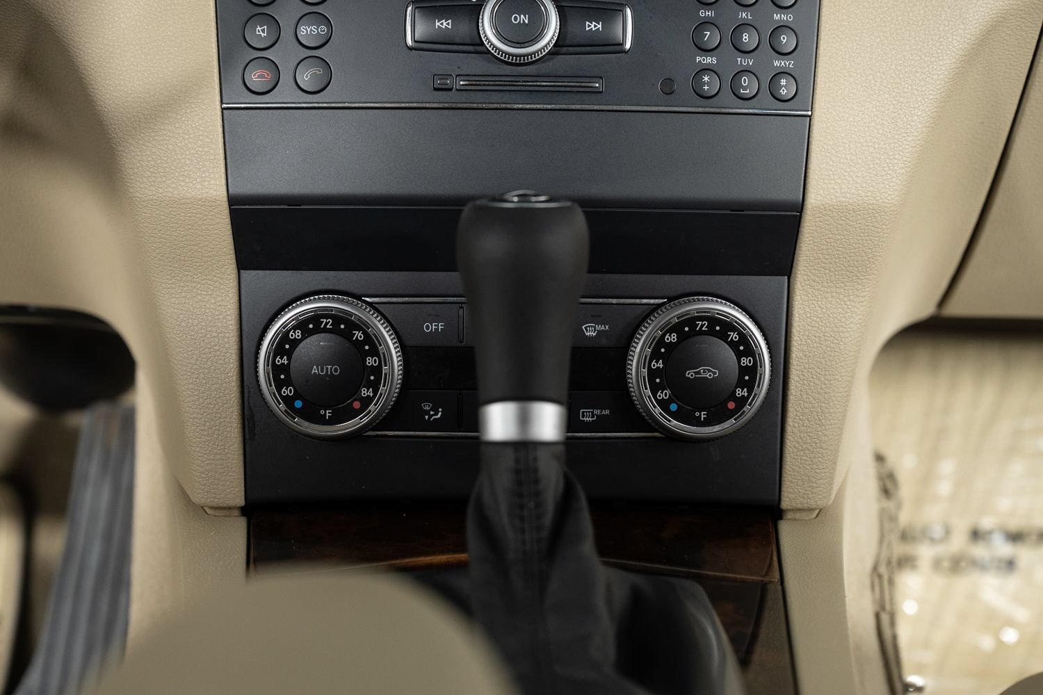 Used 2010 Mercedes-Benz GLK 350 2WD image 39
