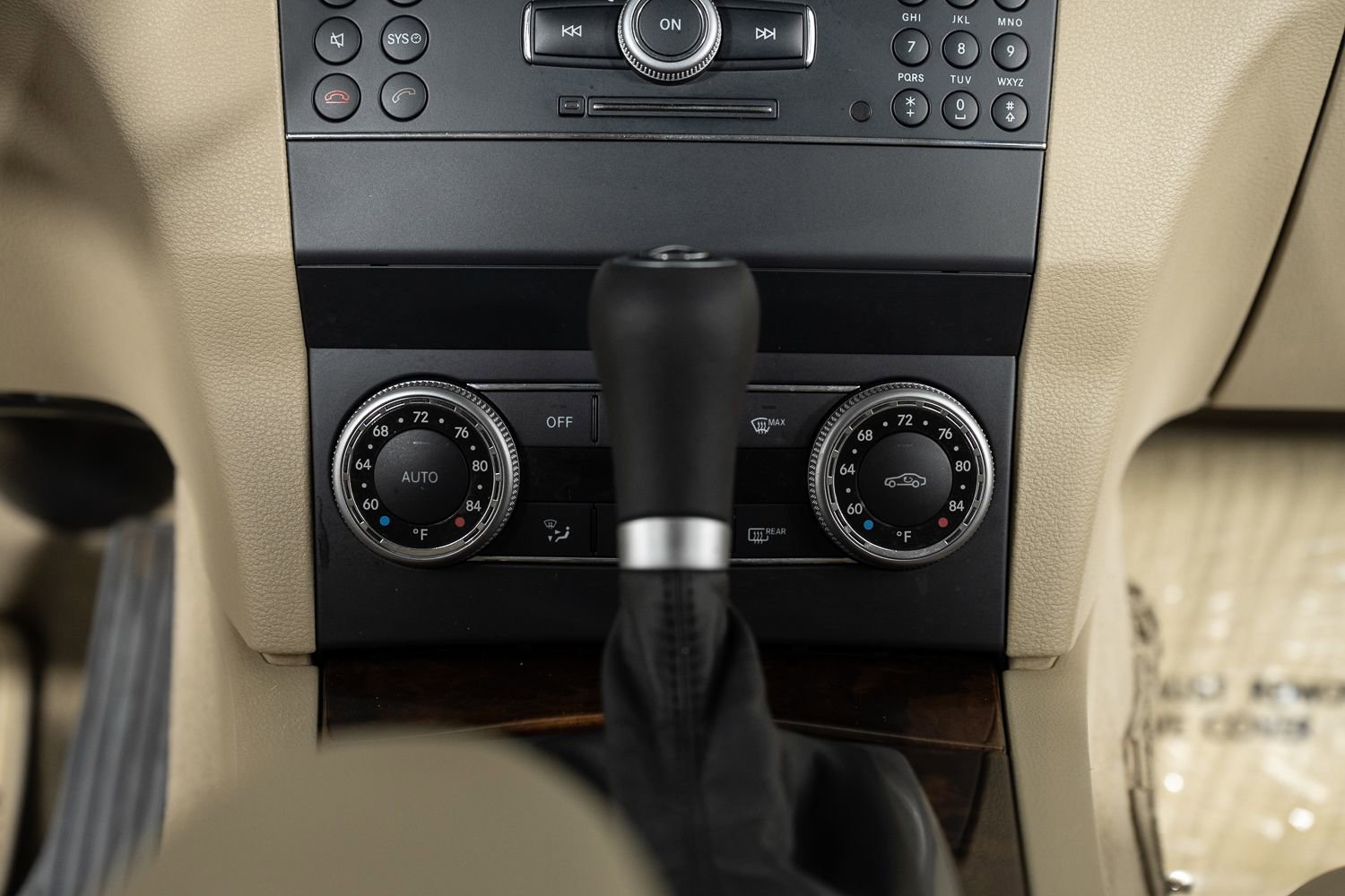 Used 2010 Mercedes-Benz GLK 350 2WD image 39