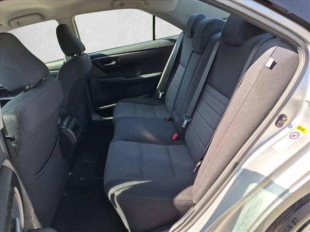 Used 2016 Toyota Camry LE FWD image 9
