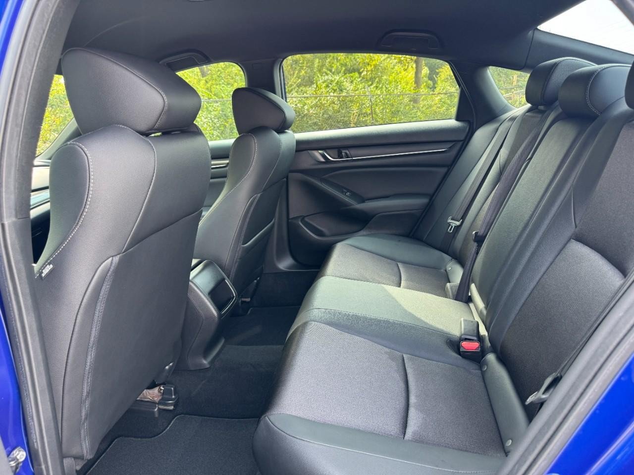 Used 2020 Honda Accord Sport image 12