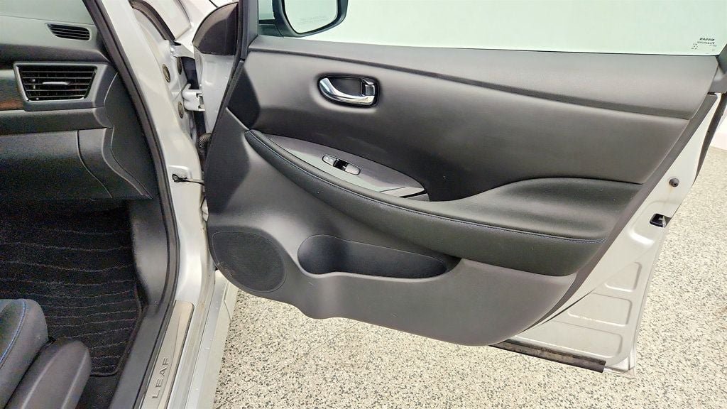 Used 2023 Nissan Leaf SV Plus FWD image 26