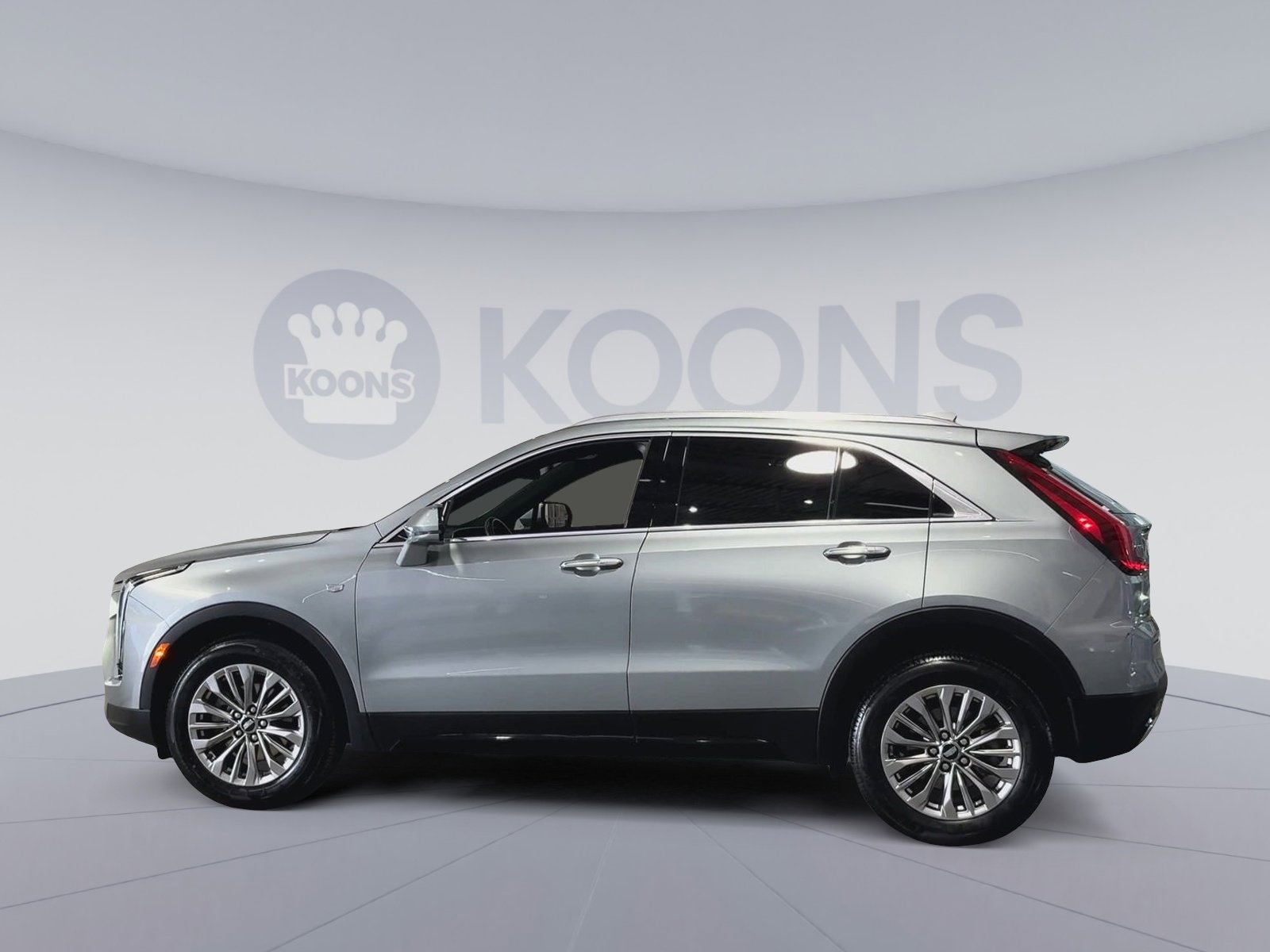 Used 2024 Cadillac XT4 Premium Luxury AWD/4WD image 8