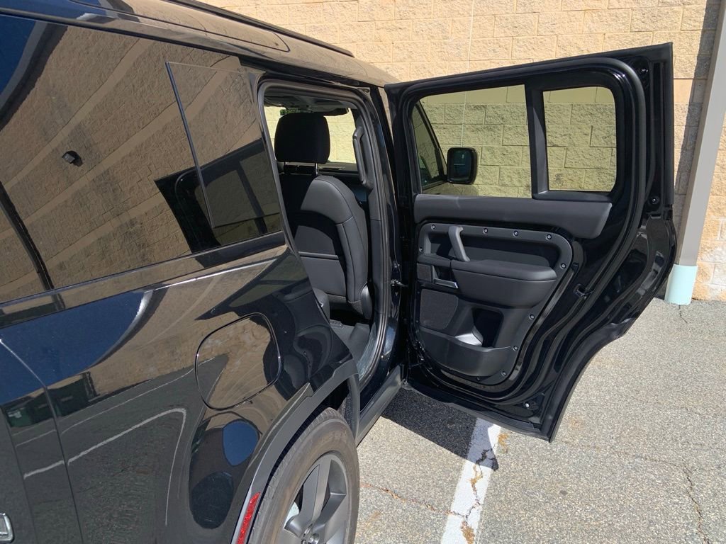 New 2026 Land Rover Defender 110 S image 16