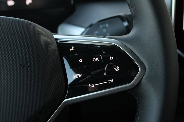 New 2025 Volkswagen ID. Buzz Pro S image 11