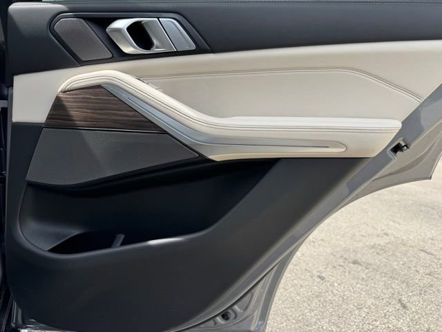 New 2026 BMW X5 xDrive40i AWD/4WD image 30