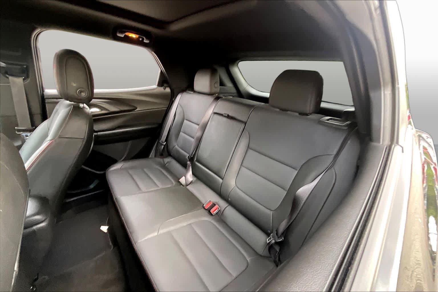 Used 2025 Chevrolet TrailBlazer RS w/ Convenience Package AWD/4WD image 21