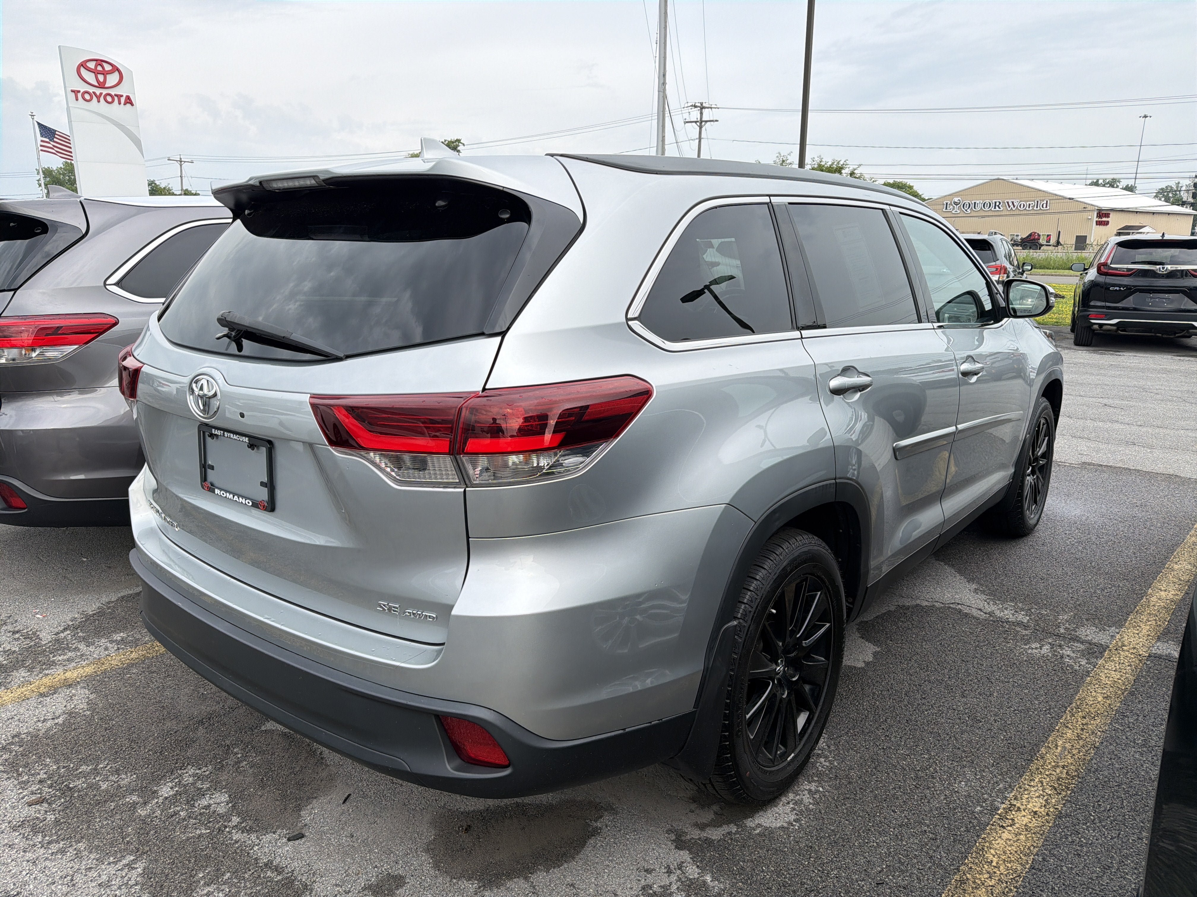 Certified 2019 Toyota Highlander SE AWD/4WD image 7