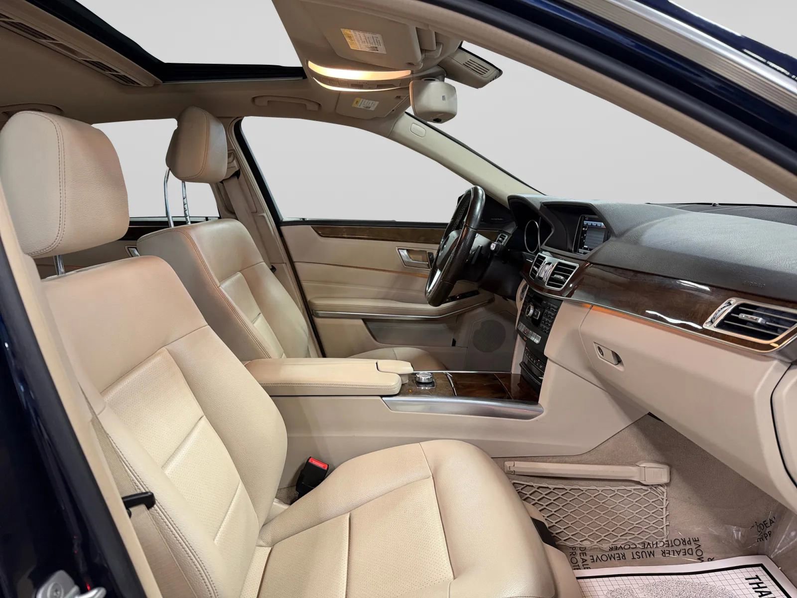 Used 2015 Mercedes-Benz E 350 E 350 4MATIC Sedan 4D w/ Premium 1 Package image 24