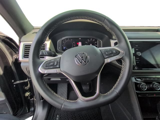 Used 2023 Volkswagen Atlas Cross Sport SE w/ Black Wheel Package AWD/4WD image 18