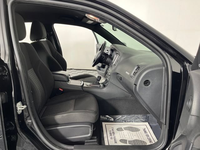Used 2023 Dodge Charger SXT RWD image 40