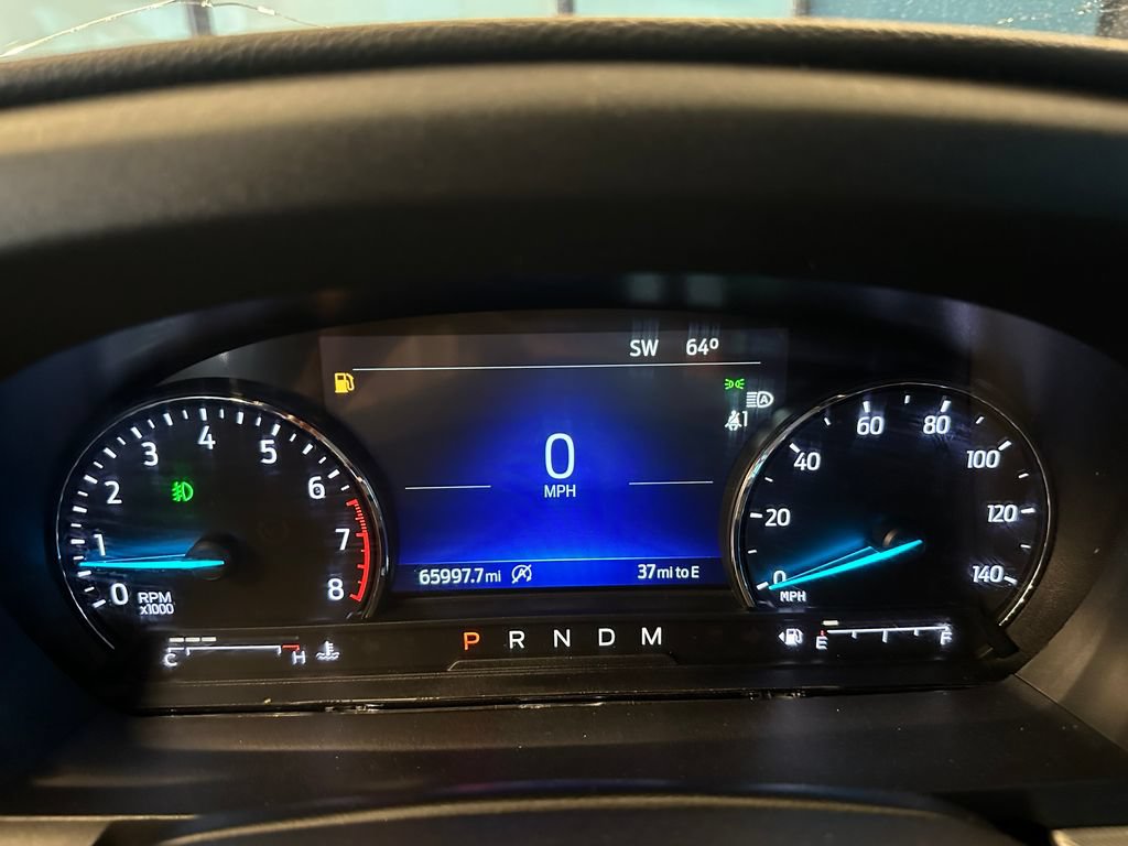 Used 2020 Ford Explorer XLT w/ Equipment Group 202A AWD/4WD image 10