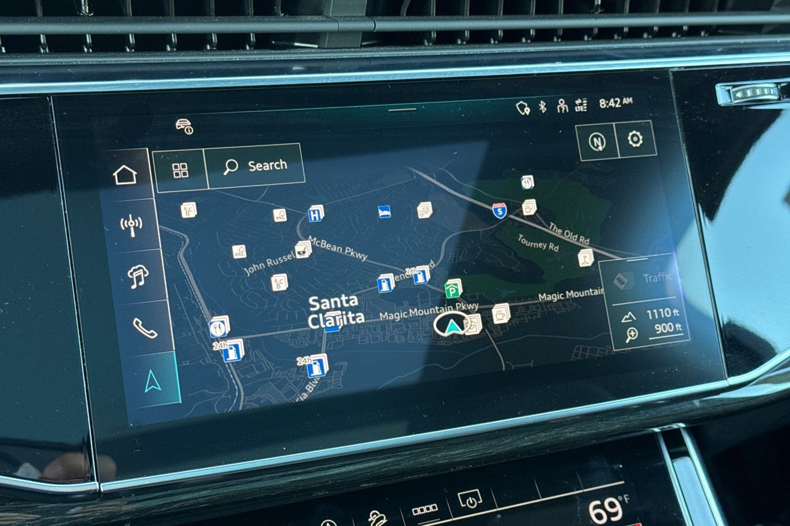 Certified 2025 Audi Q7 2.0T Premium image 17