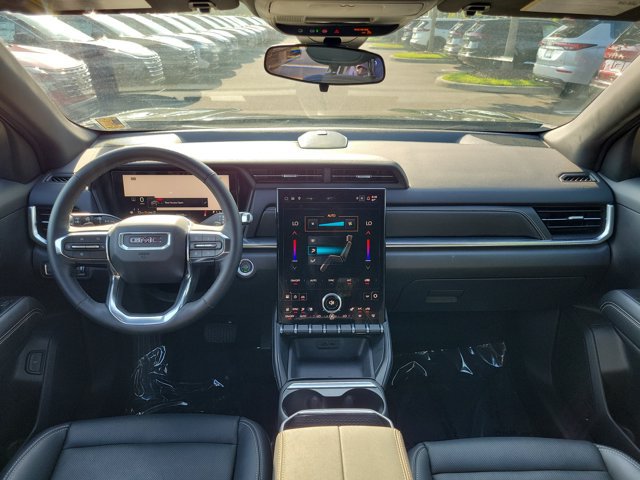Used 2025 GMC Terrain Elevation w/ Elevation Premium Package AWD/4WD image 11