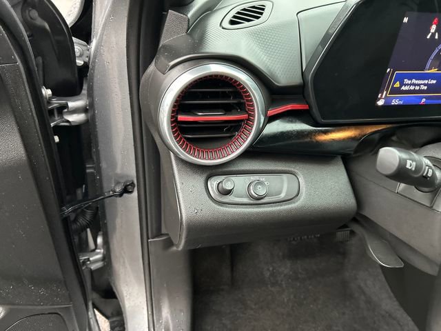 Used 2025 Chevrolet Trax RS w/ Driver Confidence Package image 23